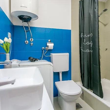 Apartament With Parking Space - 20874 Trogir