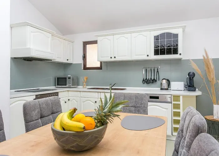 With Parking Space - 20874 Appartement Trogir